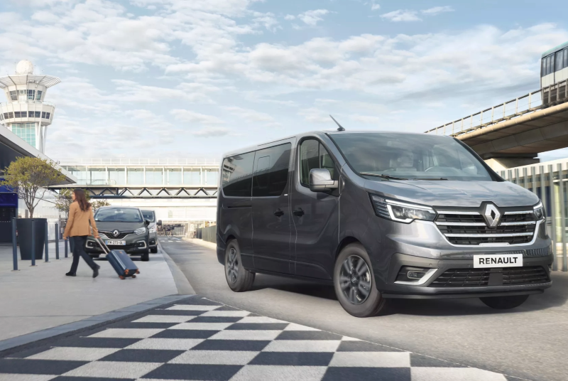 Arrivals In Style: Top 5 Best Airport Taxis