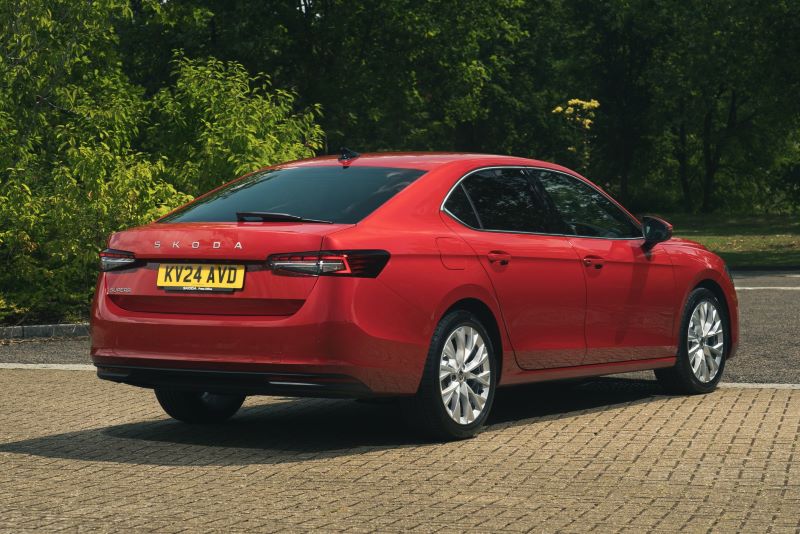 skoda-superb