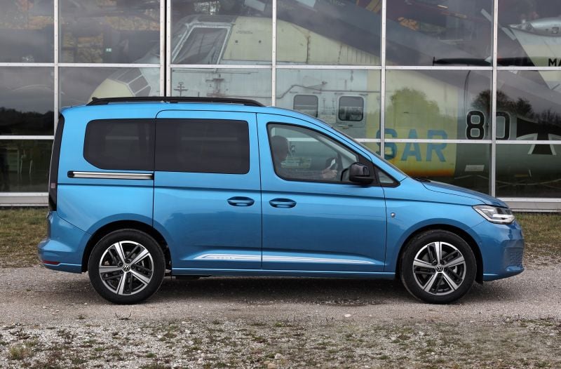 Volkswagen Caddy Maxi Taxi Review - Seven-seat Taxi is a 'Whole' in One