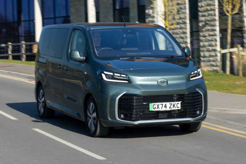toyota-proace-verso