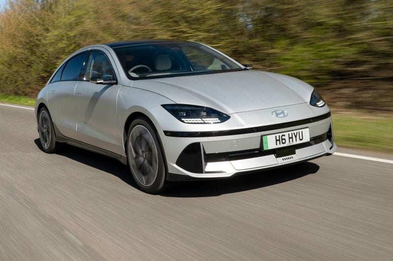 Executive Order: Upgrade to One of These Luxurious Taxi Treats