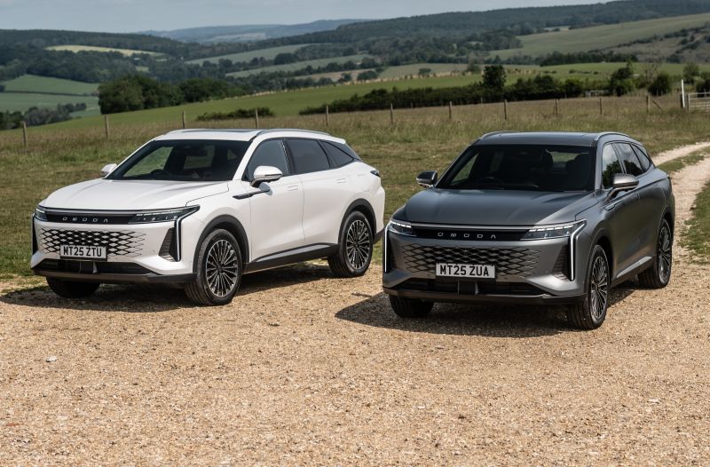 Affordable, Stylish Omoda Taxi Range Arrives at The Taxi Centre